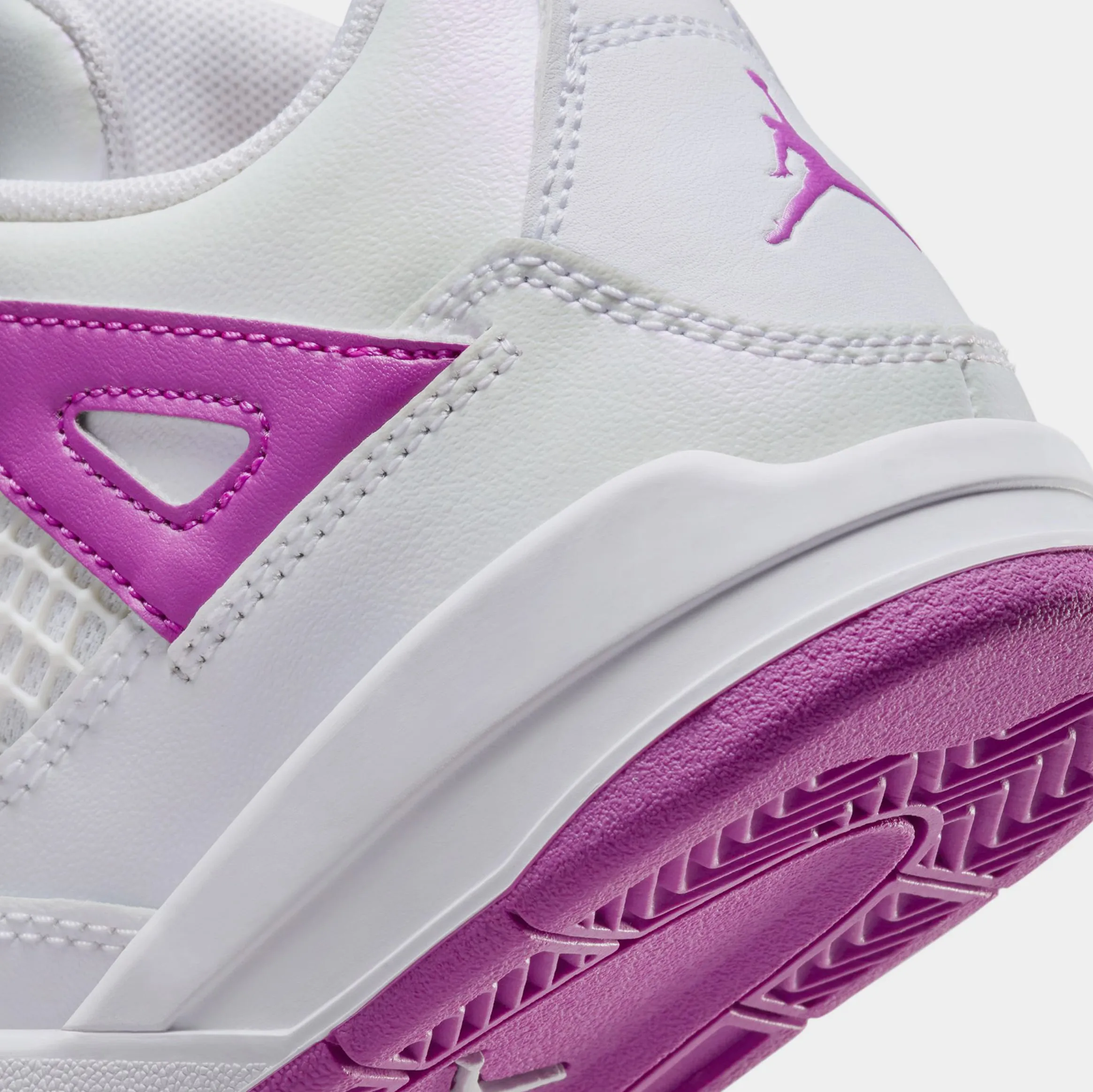 Air Jordan 4 Retro Hyper Violet  Preschool Lifestyle Shoes (White/Hyper Violet)