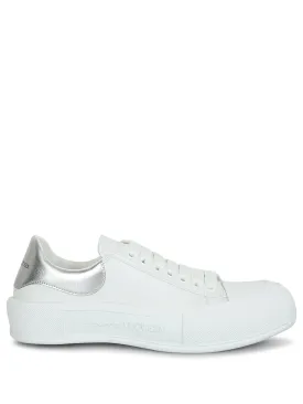 Canvas lace-up skate shoes with thick oversized rubber sole