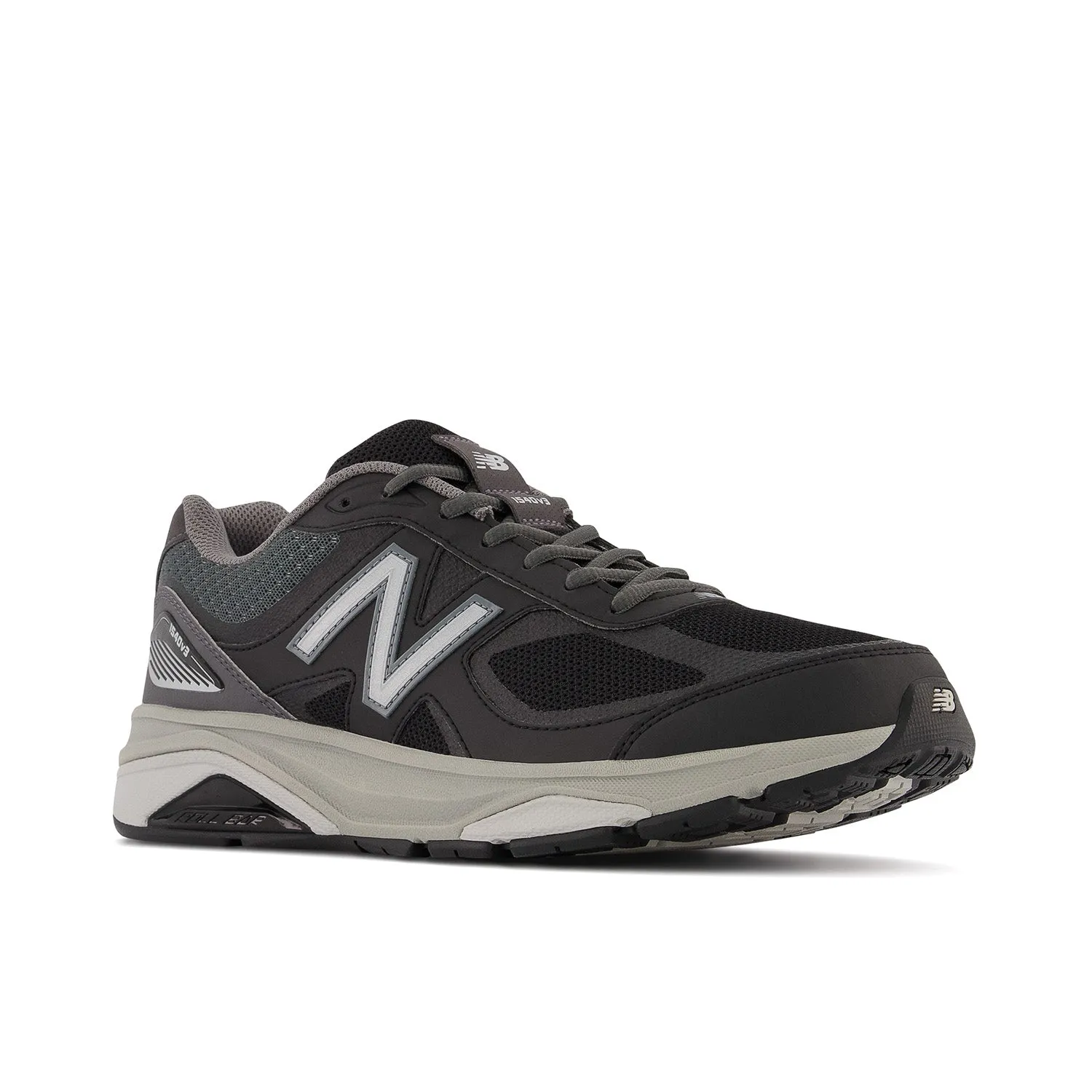 Men's New Balance 1540v3 Color: Black with Castlerock