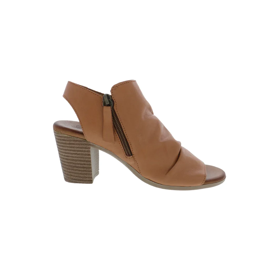 Women's Biza Norah Color: Tan