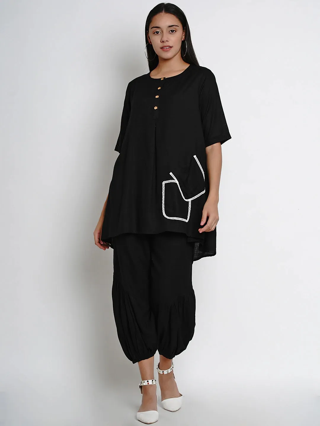 Women'S Black Self Design Kurta With Dhoti Pants