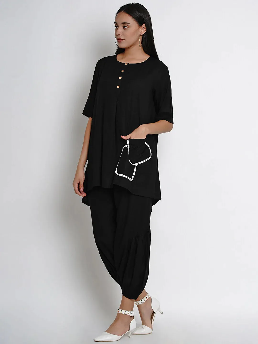 Women'S Black Self Design Kurta With Dhoti Pants